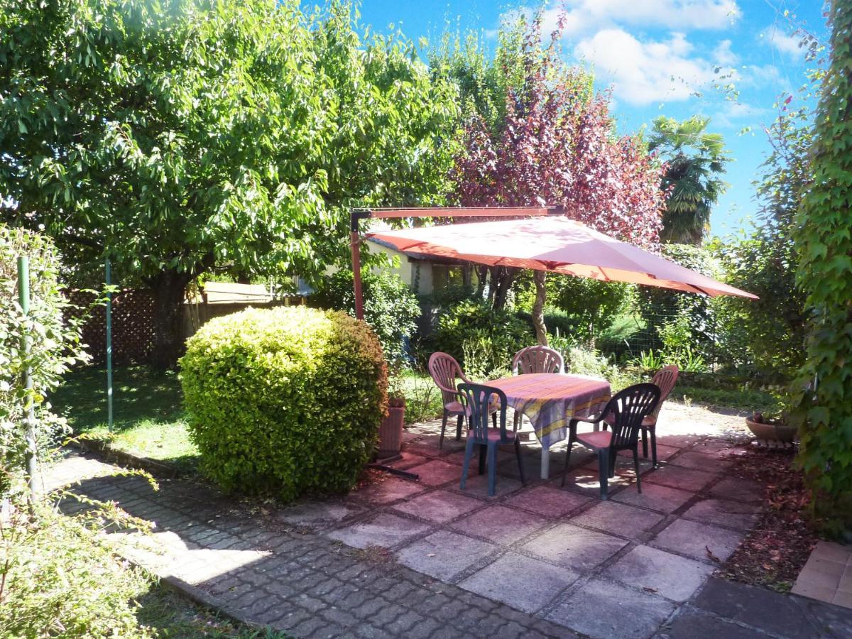 Les Gardenias Panzió Toulouse Kültér fotó